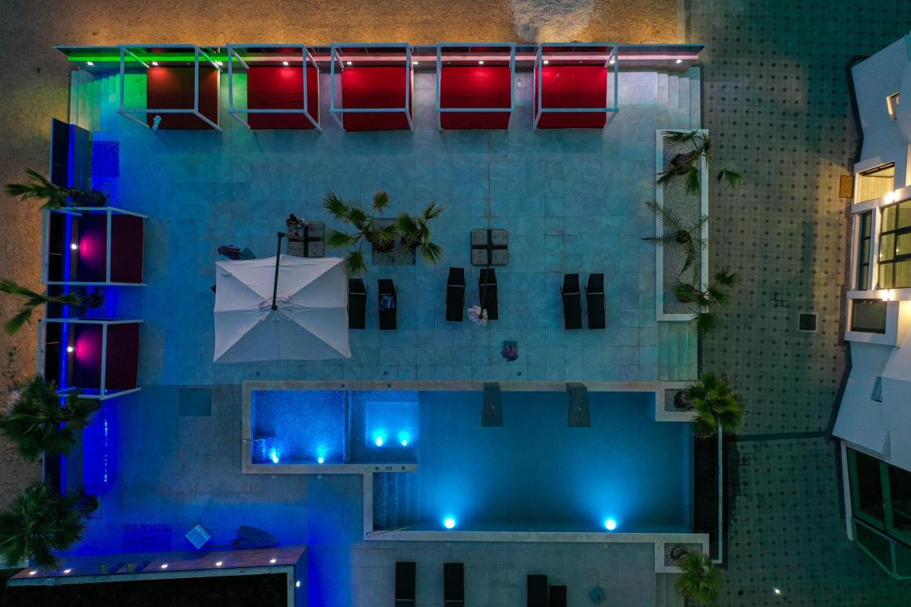 Boutique Apartments Blitz بيبينيا المظهر الخارجي الصورة
