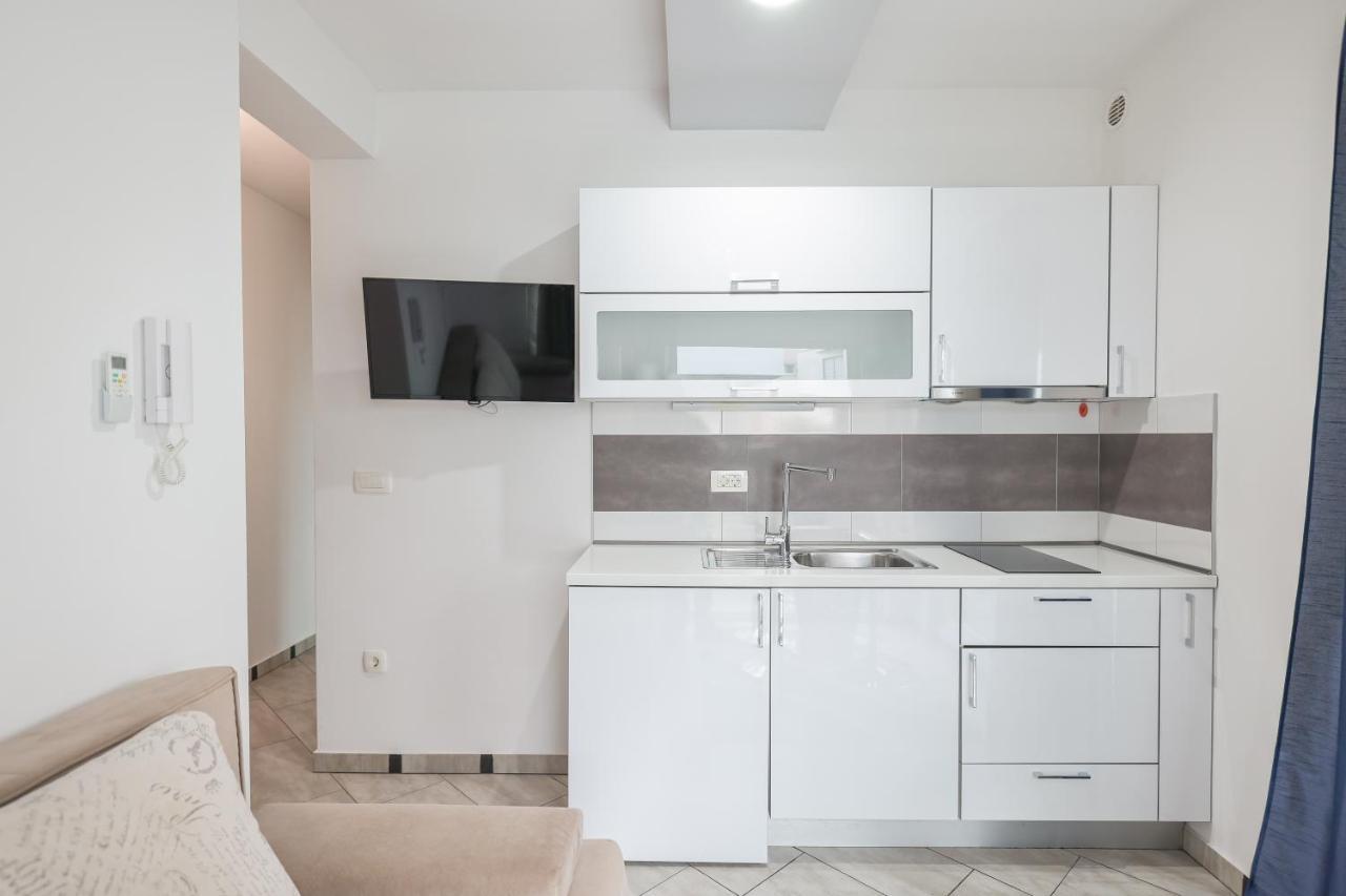 Boutique Apartments Blitz بيبينيا المظهر الخارجي الصورة