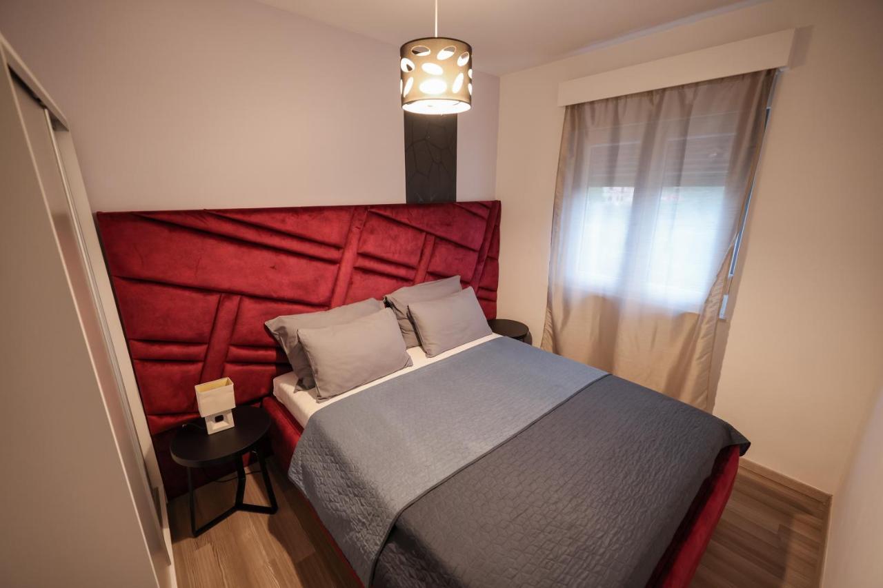 Boutique Apartments Blitz بيبينيا المظهر الخارجي الصورة