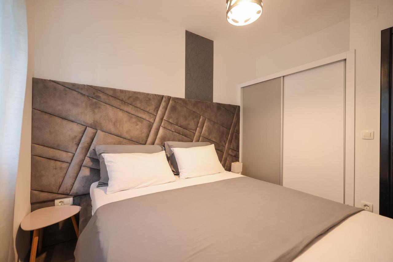 Boutique Apartments Blitz بيبينيا المظهر الخارجي الصورة