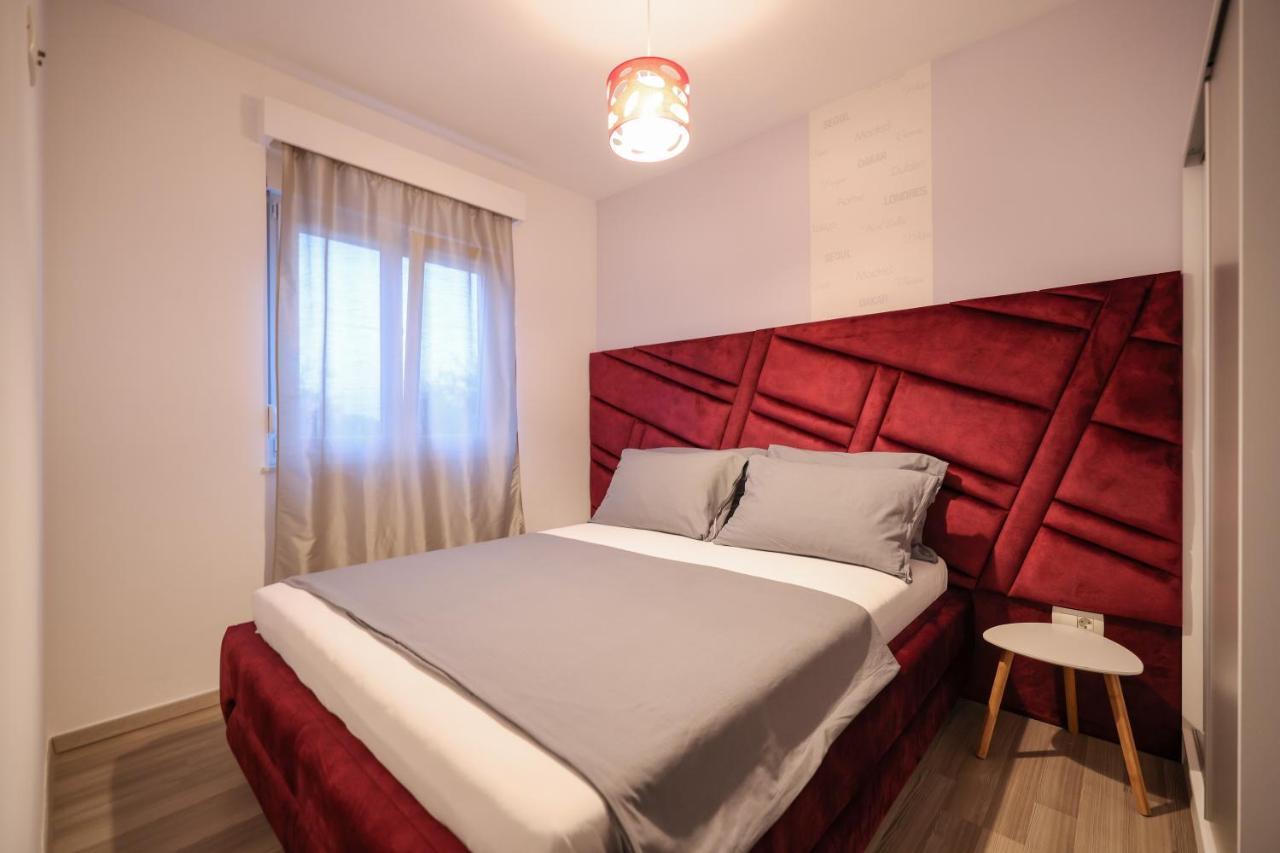 Boutique Apartments Blitz بيبينيا المظهر الخارجي الصورة