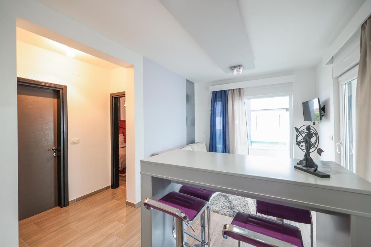Boutique Apartments Blitz بيبينيا المظهر الخارجي الصورة