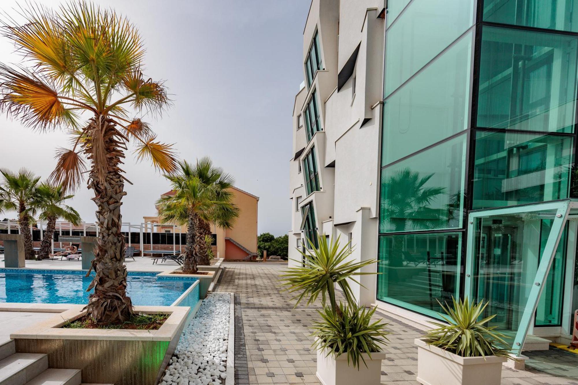 Boutique Apartments Blitz بيبينيا المظهر الخارجي الصورة