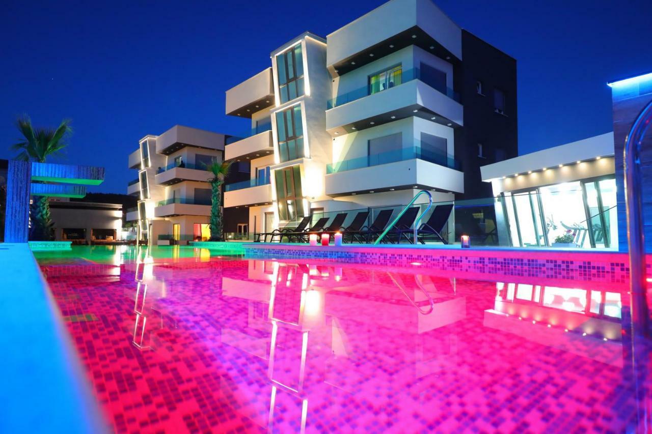 Boutique Apartments Blitz بيبينيا المظهر الخارجي الصورة