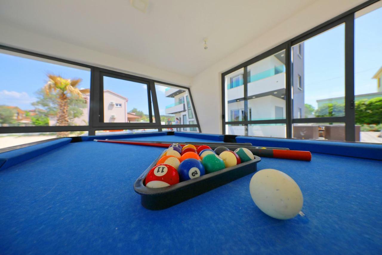 Boutique Apartments Blitz بيبينيا المظهر الخارجي الصورة