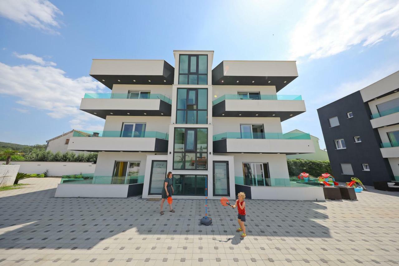 Boutique Apartments Blitz بيبينيا المظهر الخارجي الصورة